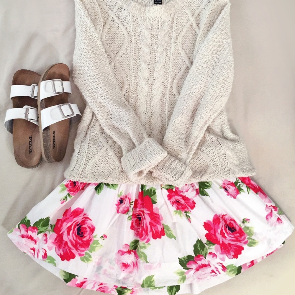 Gilly Hicks White Floral Skirt (XS)